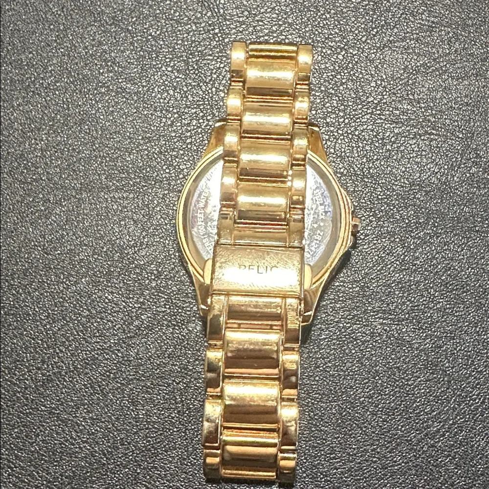 Relic ZR12178 Crystal Accent Dial Stainless Steel Rose Gold Quartz Watch